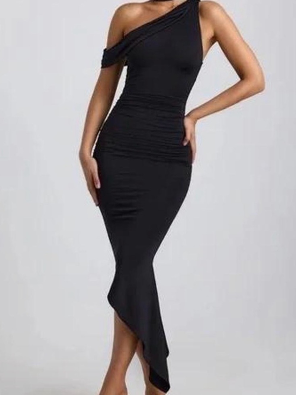 Oh Polly Black One Shoulder Asymmetrical Ruched Midi Dress - Picture 3 of 4